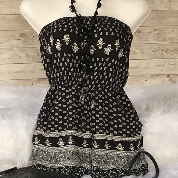 Rue 21 BlackWhite Strapless Romper - Picture 2 of 8